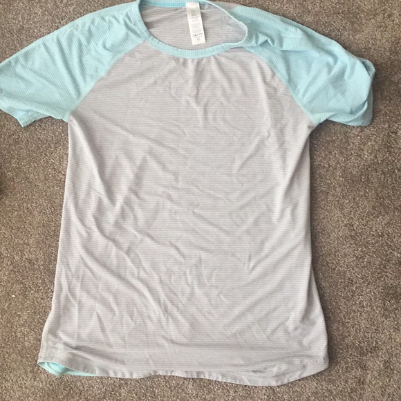 Ivivva Top - Picture 1 of 1